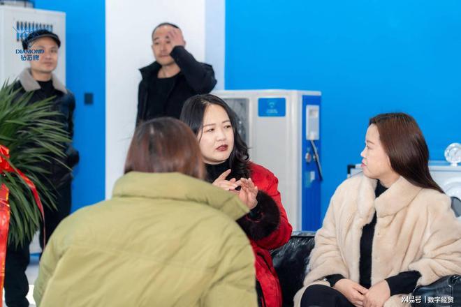 营中心：打造商超与室内娱乐行业运营新模式凯发k8国际娱乐首选钻石空调河北邯郸运(图1)